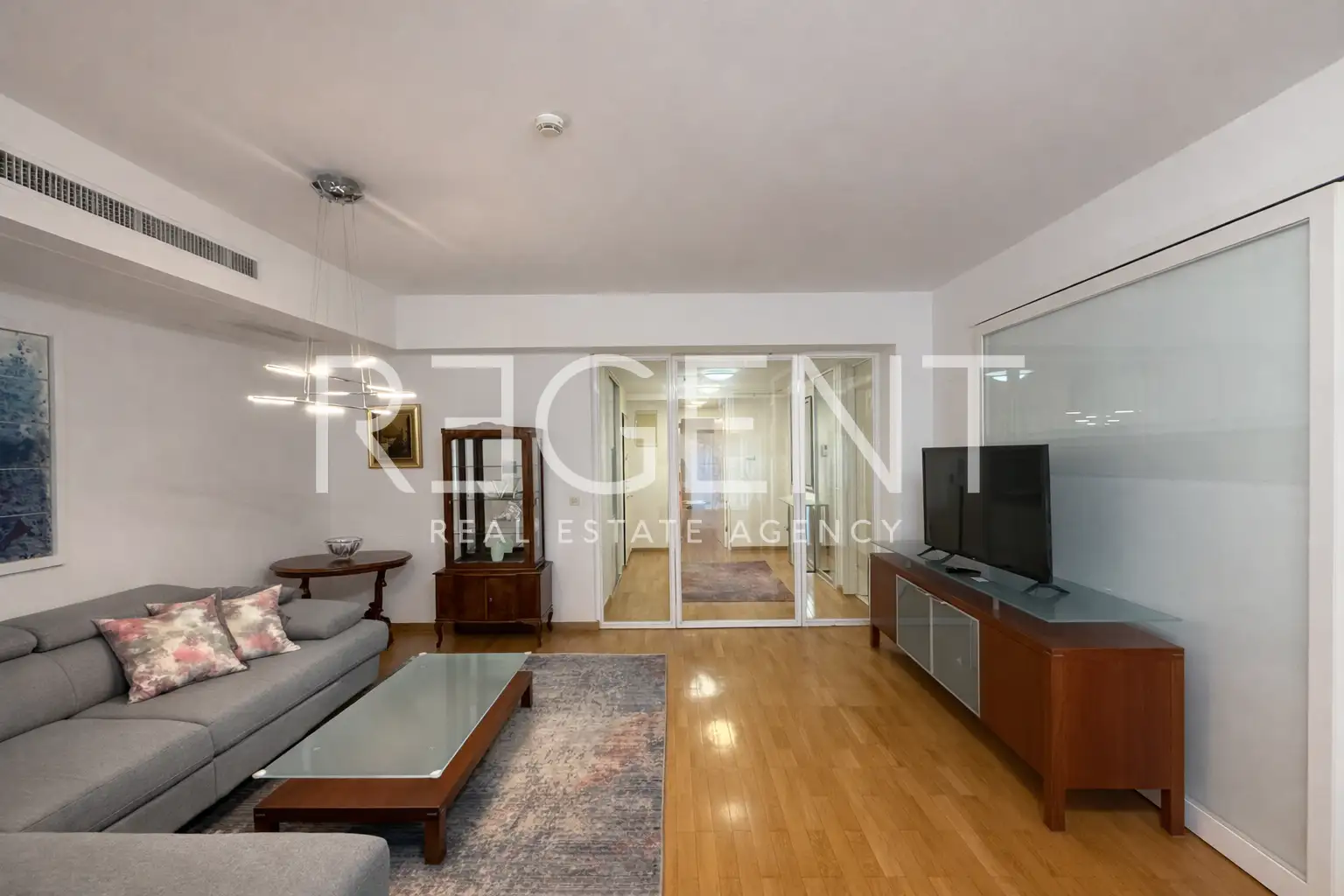 Zagreb, Centar – trosoban stan na izvrsnoj lokaciji za najam