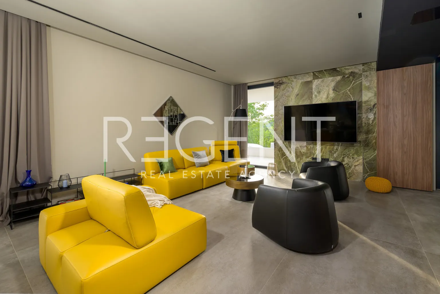 Istrie, Oprtalj - Luxusní designová vila 682 m2 novostavba