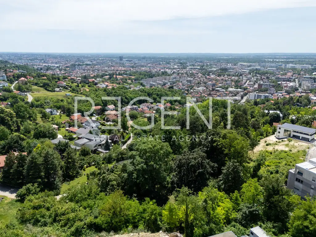 Zagabria, Perjavica - attico con vista sulla città