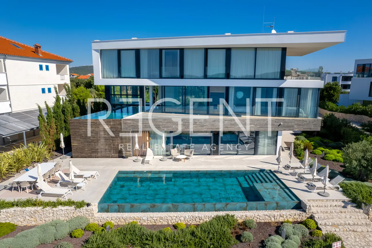 Zadar, Sukošan – Prestižní luxusní vila 585 m2