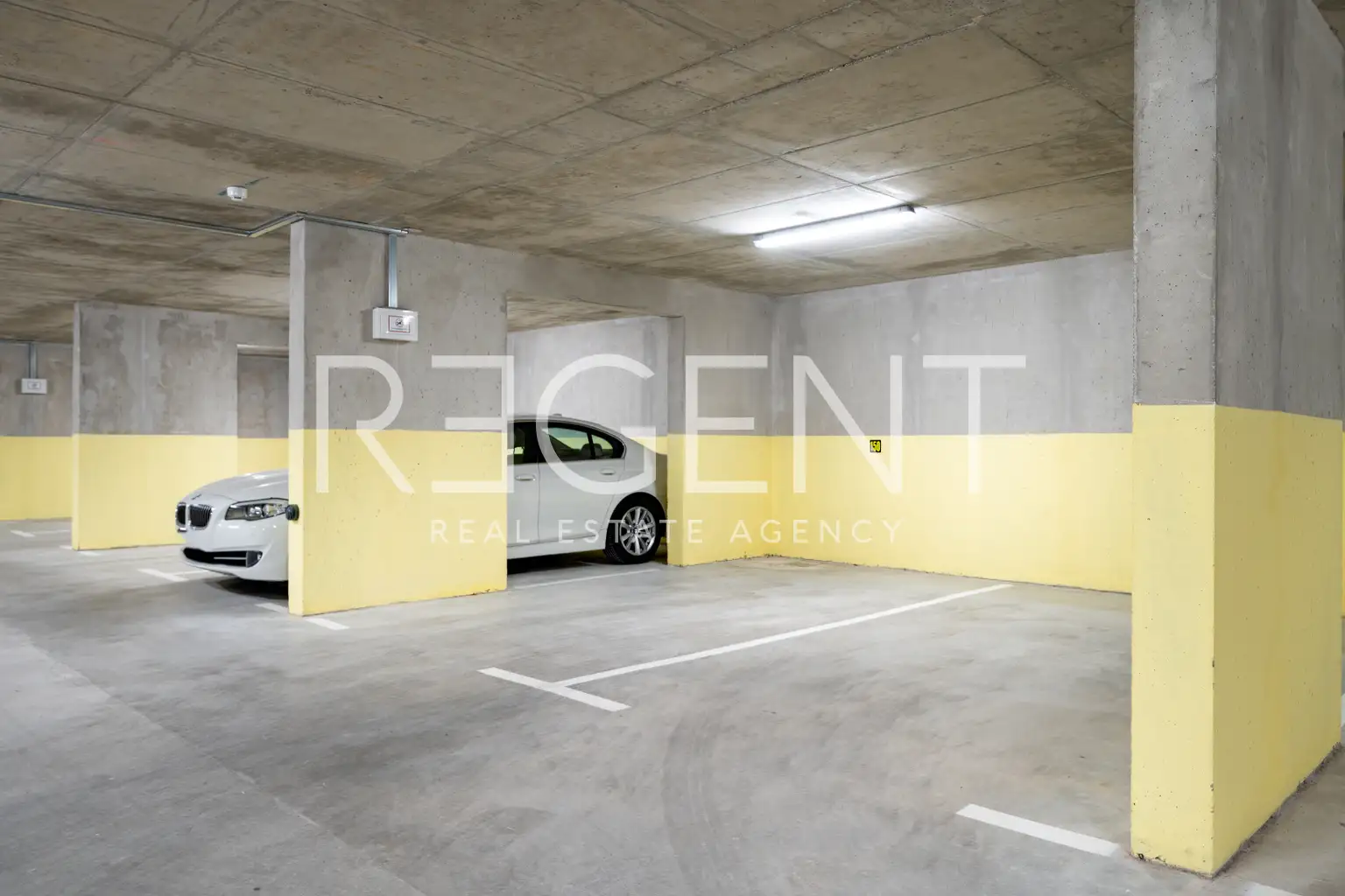 Split, Žnjan - Luksuzno dvosobno stanovanje z odprtim pogledom na morje