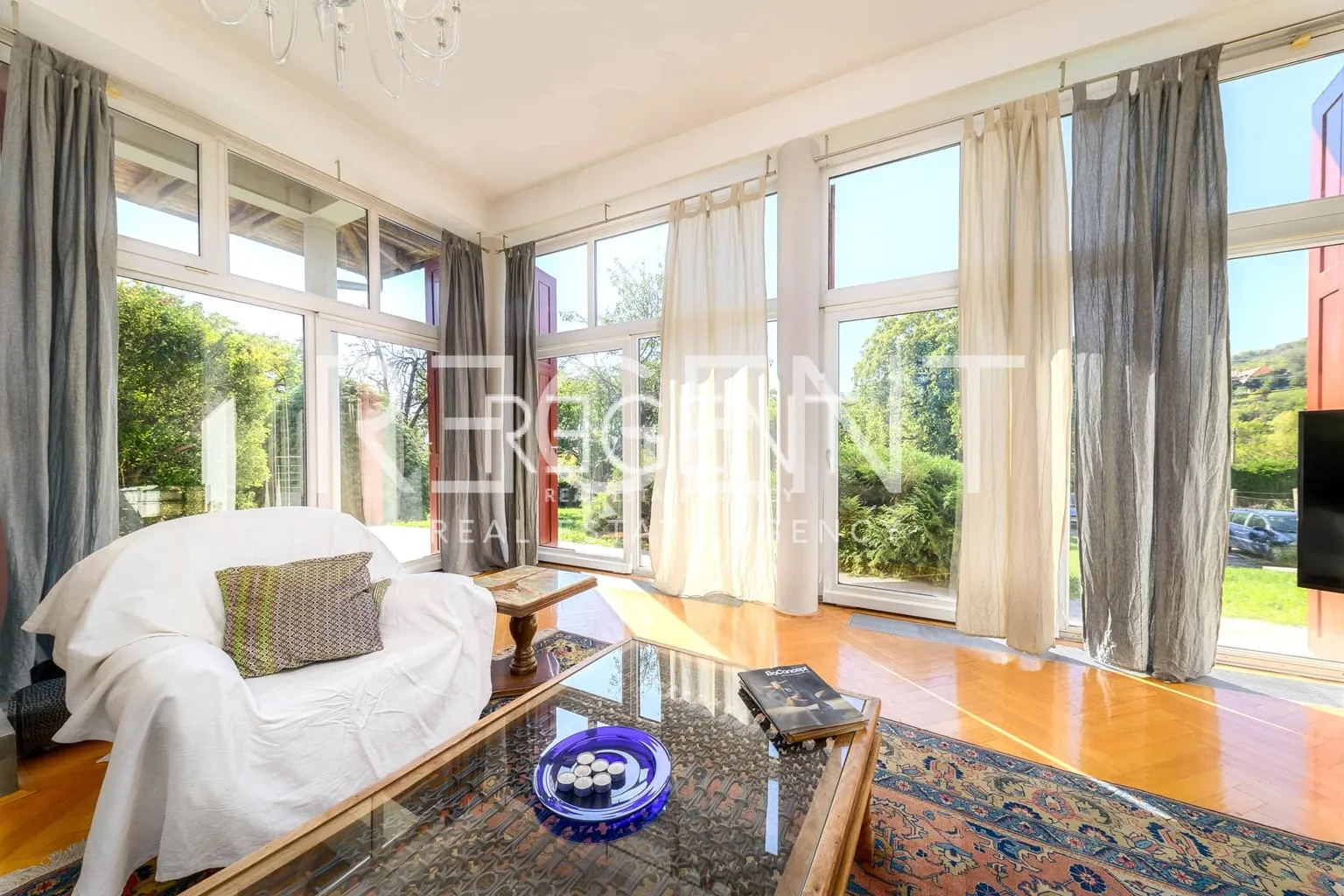 Zagreb, Šestine - Obiteljska vila okružena zelenilom 550 m2