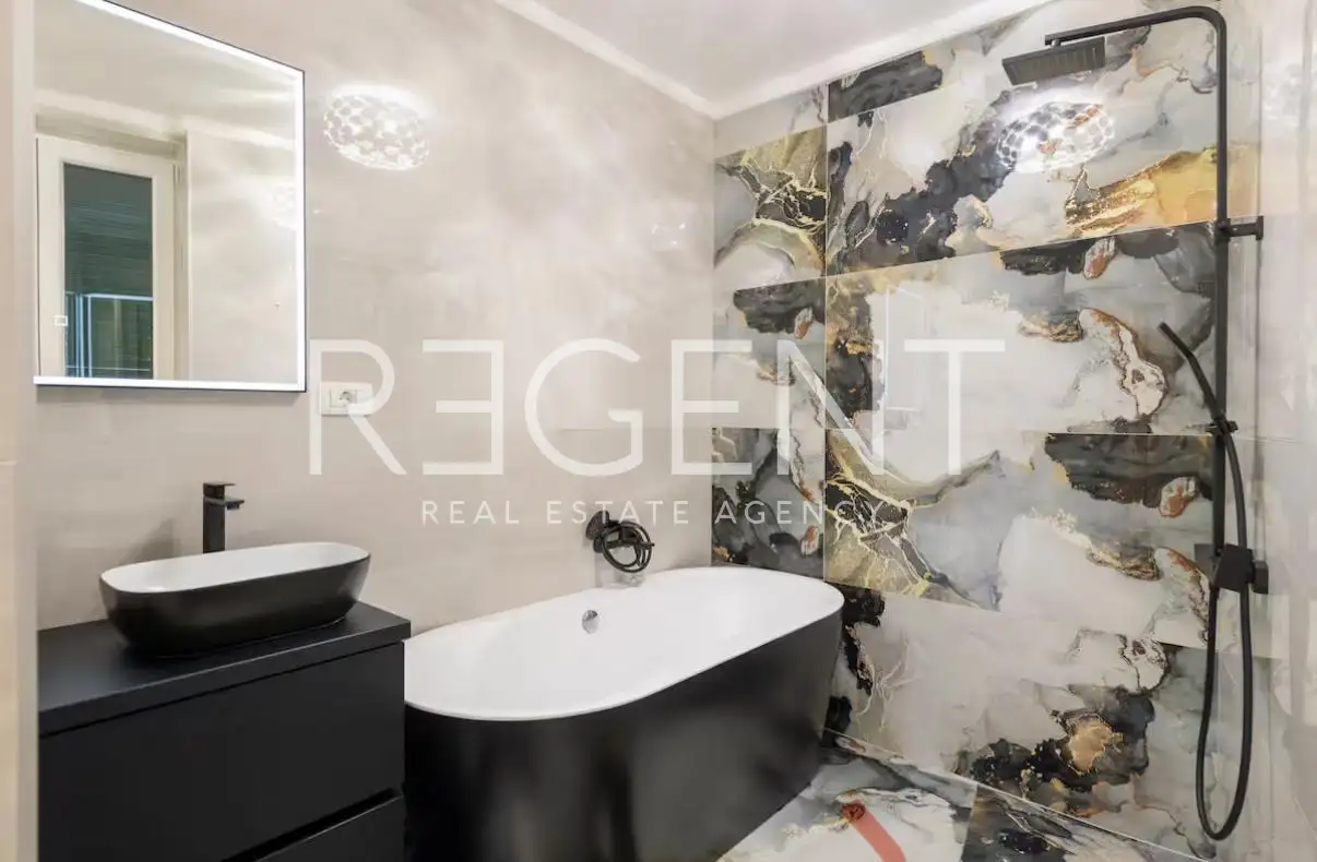 Split, Ville - Appartement en duplex de trois pièces au centre-ville