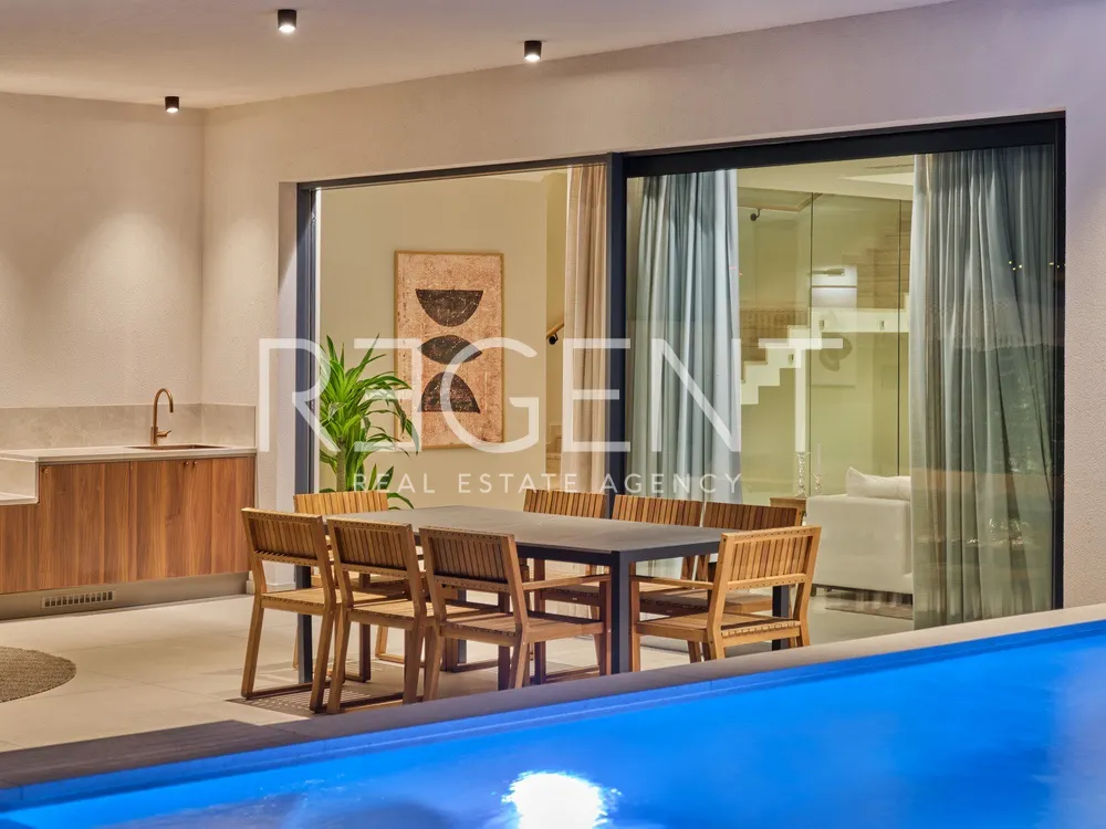 Trogir - Moderní vila s výhledem na moře 341 m2