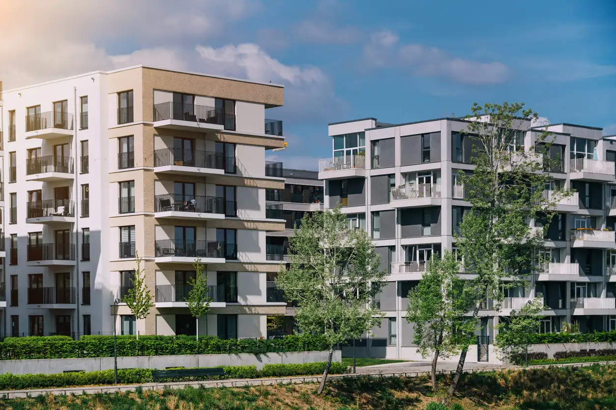 Novostavba, nebo starší stavba: co si vybrat v roce 2026?