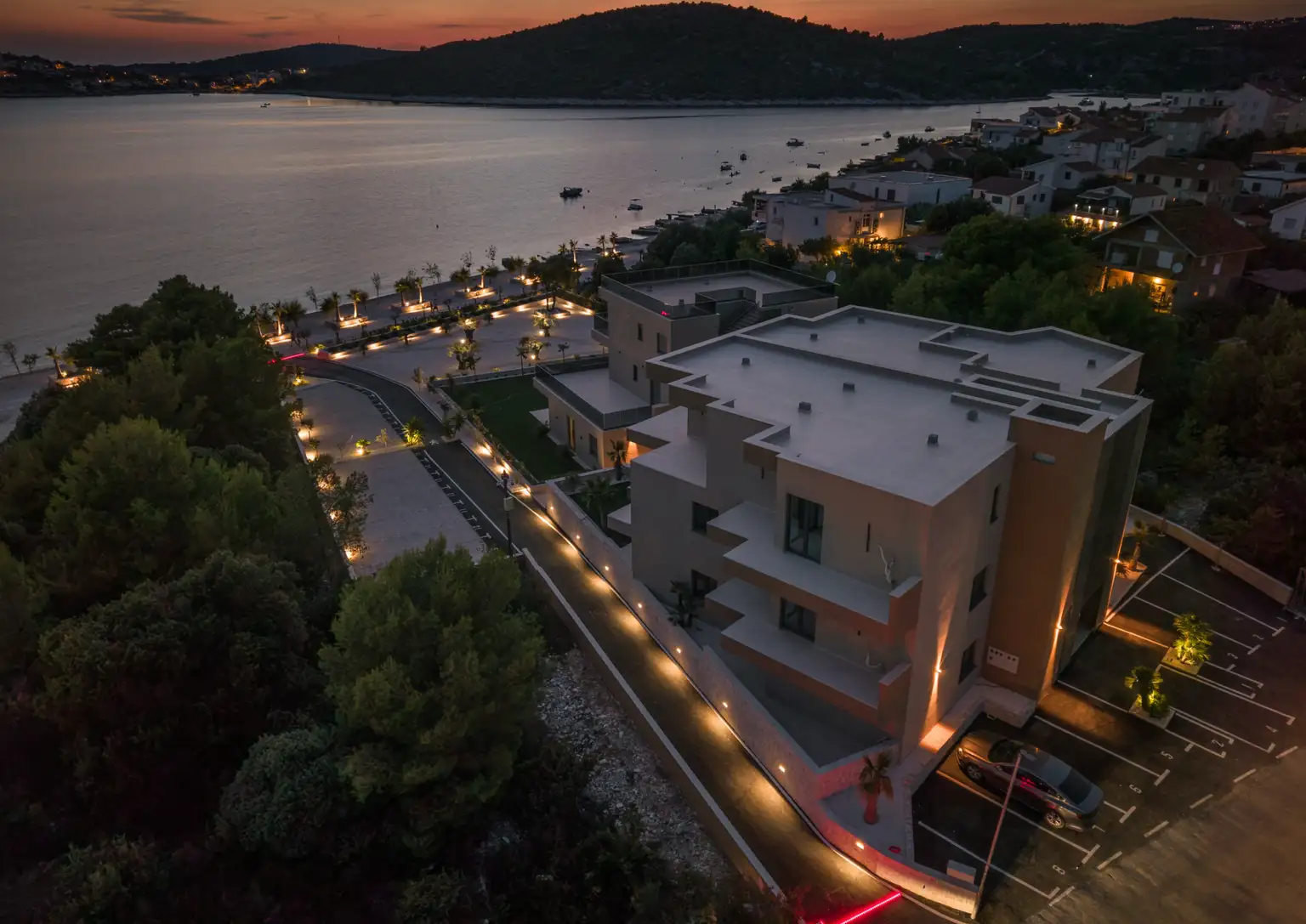 Trogir, Sevid - nowa inwestycja, 17 mieszkań, 75 m od morza, widok na morze