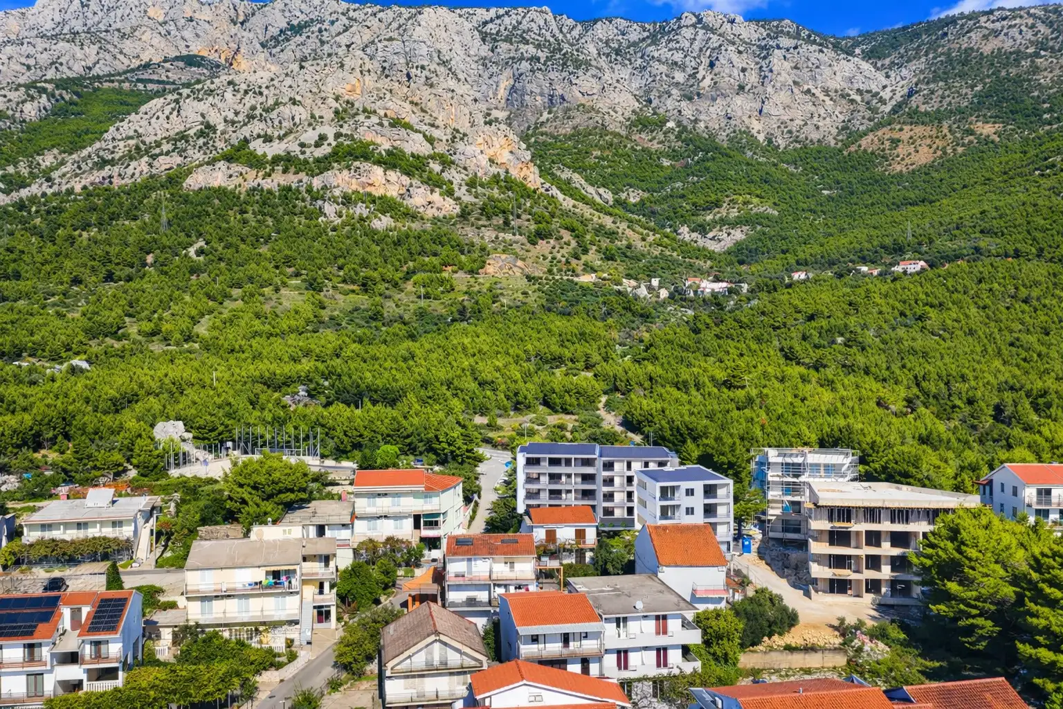Makarska, Blato - Moderní středomořský projekt v blízkosti moře