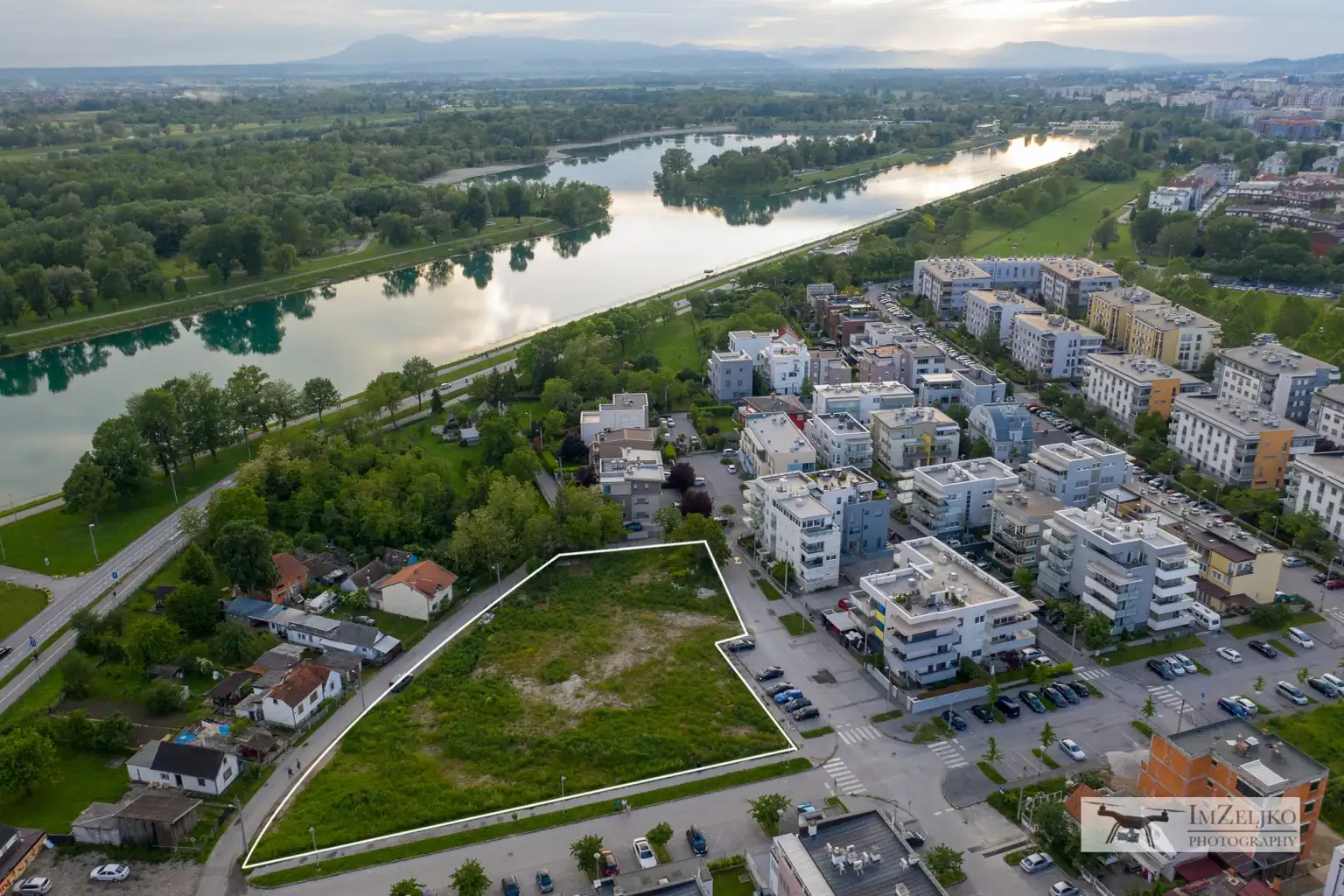 Zagreb, Jarun - luksuzna novogradnja s pogledom na jezero