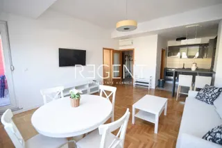Zagreb, Centar - Dvosoban stan za dugoročni najam