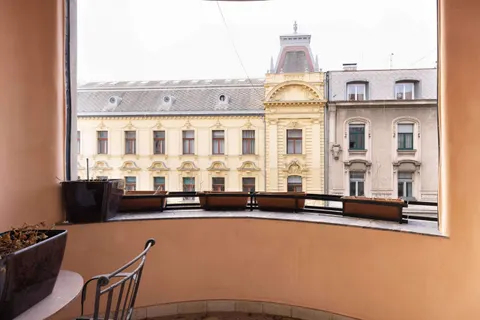 Zagreb, Gajeva - Četverosoban stan u centru grada