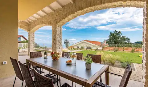 Opatija, Veprinac – Luksusowa willa na działce o powierzchni 1076 m2