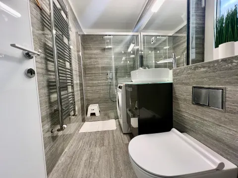 Záhřeb Medvedgradská - Luxusní třípokojový penthouse 105m2 pronájem