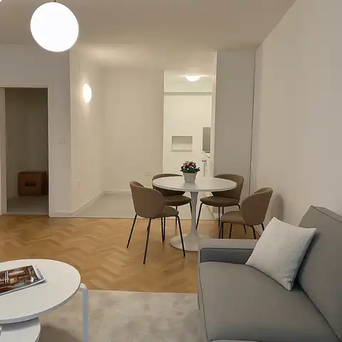 Split, Split 3 - trojizbový byt s loggiou