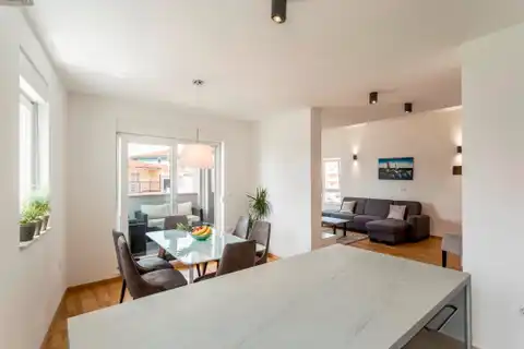 Podstrana - Three-room apartment with a terrace