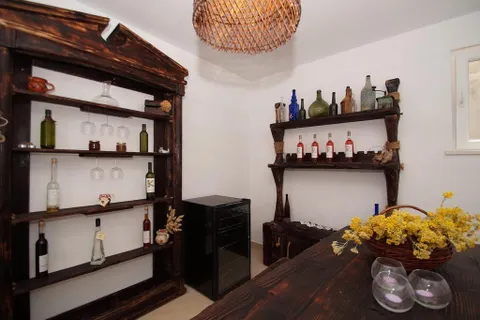 Otok Korčula - Prekrasna zapanjujuća vila uz more 312 m2