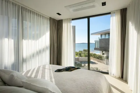 Sukošan – Luxusní moderní vila s bazénem 495 m2