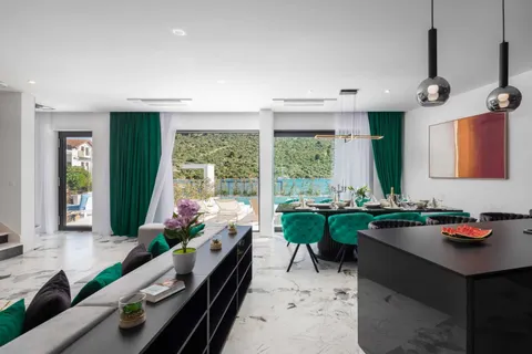 Rogoznica – Villa di lusso di 200 m2 sul mare