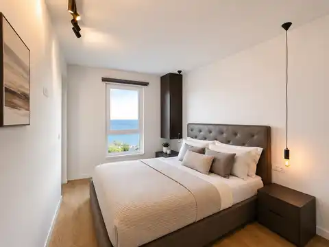 Split, Duilovo - Appartement de deux pièces avec loggia et vue sur la mer