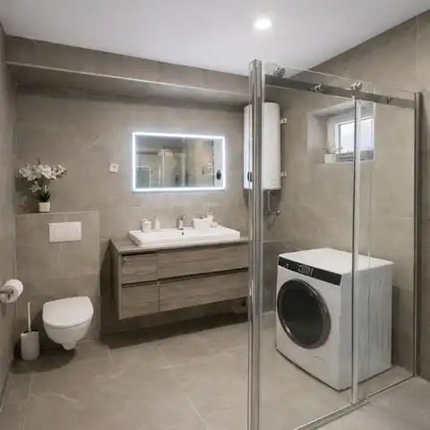 Pelješac, Orebić - Kuća s vrtom i tri stambene jedinice