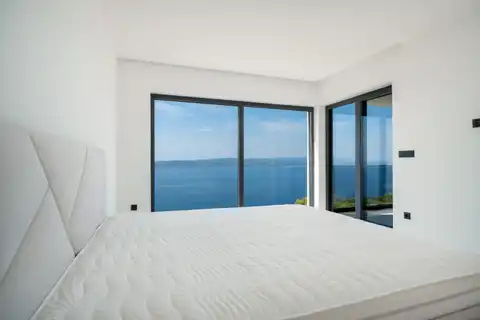 Makarska, Brela - Luksuzna vila s panoramskim pogledom na more 317 m2