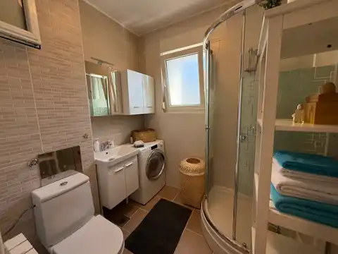 Zagabria, Mlinovi – appartamento trilocale con balcone al piano terra