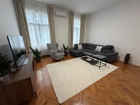 Zagreb, Center - Štirisobno stanovanje za najem