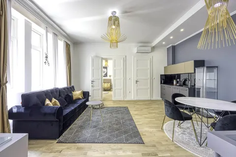 Crikvenica, Centro - Moderno appartamento trilocale in posizione privilegiata 110 m2