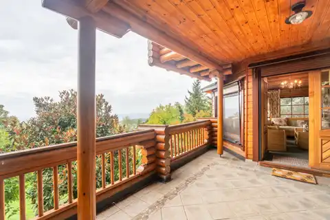 Zagreb, Podsljeme - Charming wooden house with a panoramic view