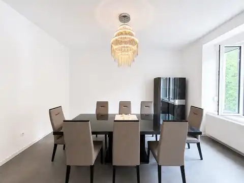 Záhreb, Centrum – byt 135 m² na prenájom, zrekonštruovaný 2026, 1. poschodie