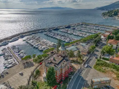 Ičići, Opatijska rivijera – povijesna vila s pogledom na more