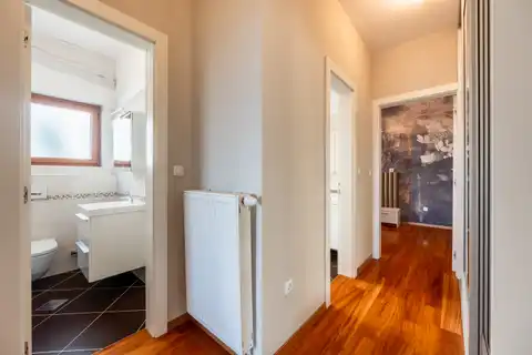 Zagrzeb, Podsljeme - Nowoczesne mieszkanie w willi miejskiej