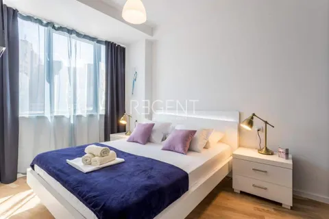 Split, Žnjan - Luxusní dvoupokojový penthouse 70 m2 s terasou