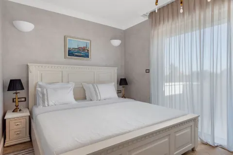 Šibenik, Vodice - luxusní vila s bazénem a panoramatickým výhledem 530m2
