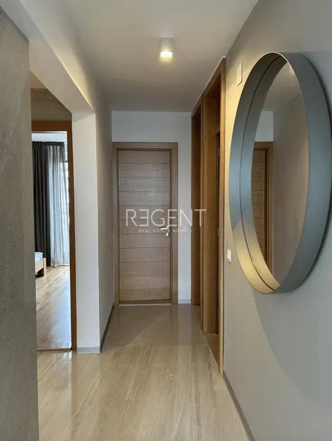 Split, Kroz Smrdećac - atraktiven komforten dvosoben apartma 93 m2
