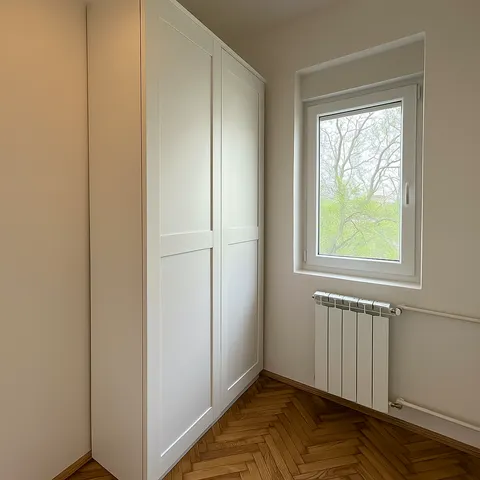 Zagreb, Kvaternikov trg – šarmantan stan od 30 m² s terasom za najam