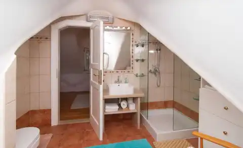 Brač, Mirca - Vila z bazenom ob morju 330m2