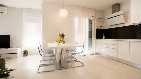 Podstrana, Sita – 52 sqm, two bedrooms, loggia, parking