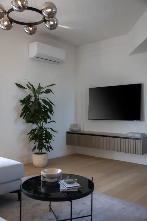 Zagreb, Rudeš - Luksuzan penthouse za život i investiciju