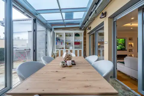 Zagreb, Vrbani III - luxurious penthouse, first row to the lake