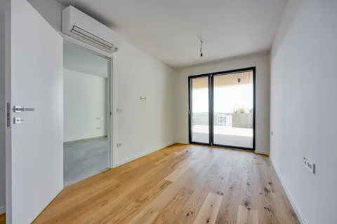 Istra, Novigrad - Dvosoban apartman u luksuznom stambenom kompleksu 60 m2