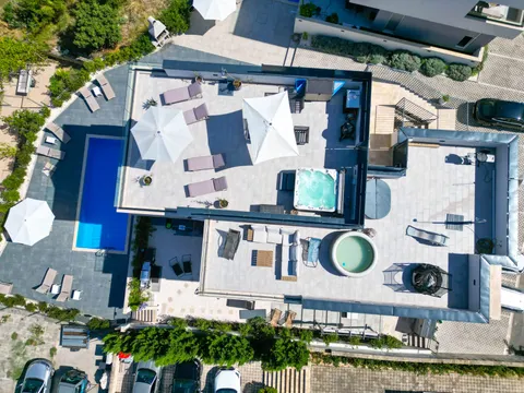 Trogir, Čiovo - Dvosoban stan za najam 75 m2