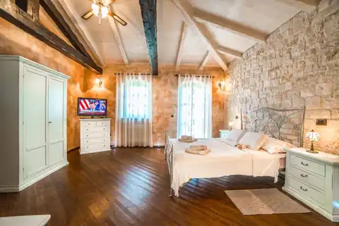 Istra, Višnjan - Villa Romana Vaš privatni raj u zelenoj Istri