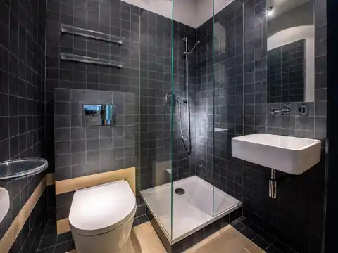 Zagreb, Masarykova – Artistic duplex with 6-meter ceilings