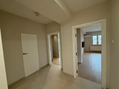 Zagabria, Gornji Bukovac - Comodo appartamento con tre camere da letto in affitto