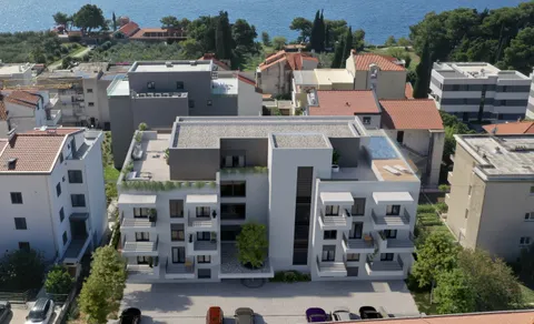 Split, Meje - Moderní obytná budova ve výstavbě na nejkrásnější lokalitě ve Splitu