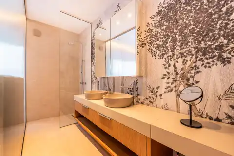 Zagreb, Srebrnjak - moderan trosoban stan s terasom