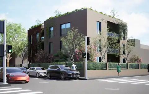 Zagreb, Kvaternikov Trg – Ekskluzivan trosoban stan s vrtom