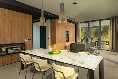 Istra, Oprtalj - Luksuzna dizajnerska vila 682 m2 novogradnja
