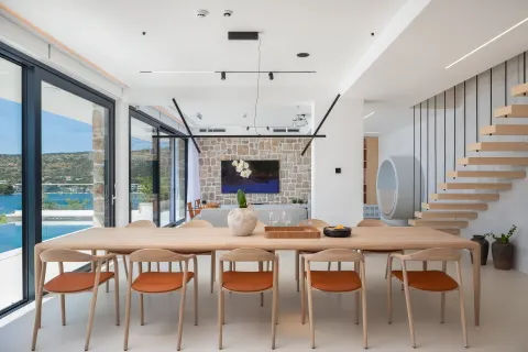 Šibenik, Rogoznica – Moderna vila s panoramskim pogledom na more