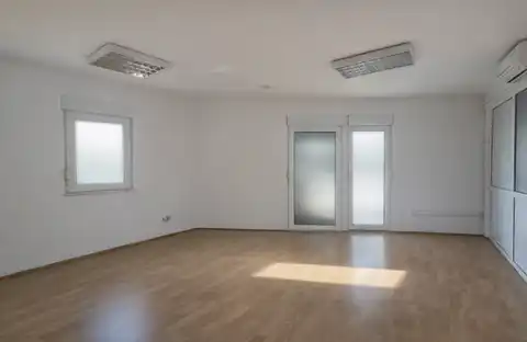 Split, Mejaši - Poslovni prostor na atraktivnoj lokaciji